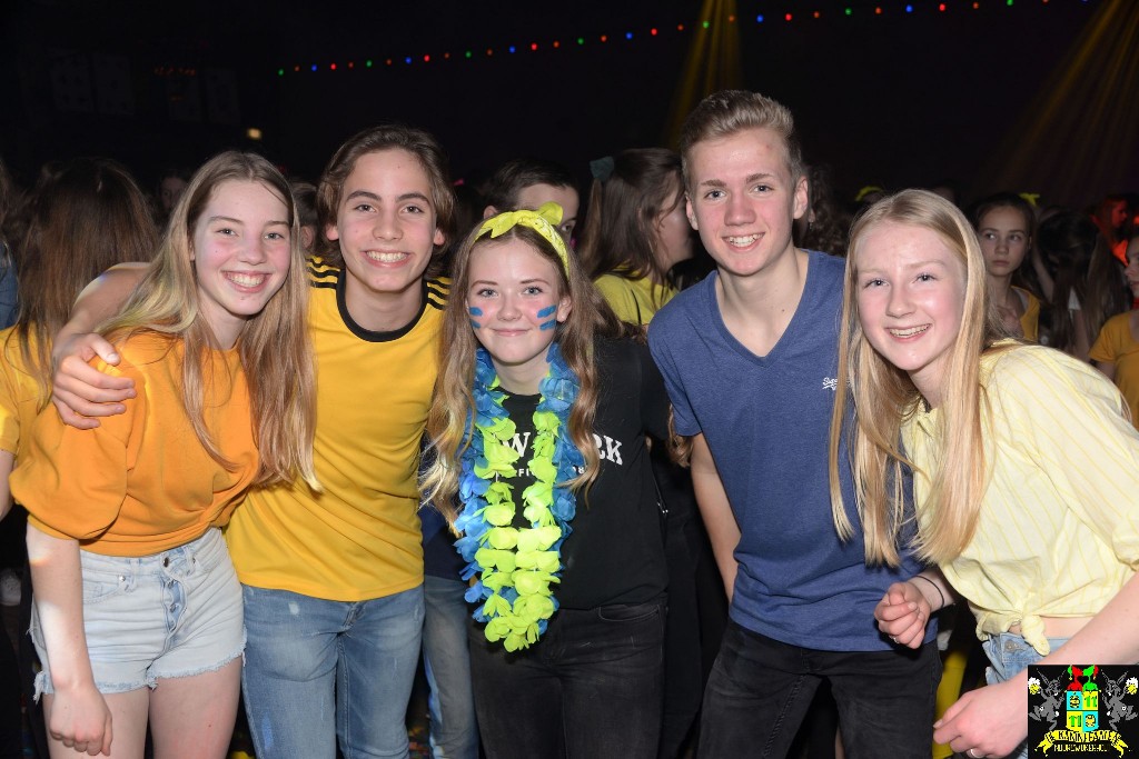 ../Images/Jeugddisco Kokkerhout bekent kleur 158.jpg